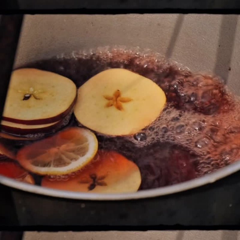 SUGAR & SPICE CANDLE